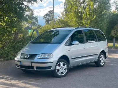 Gebraucht VW Sharan 131 PS (96 kW) 2005 Silber Van / Kleinbus