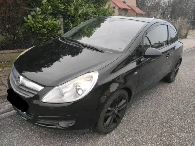 Gebraucht Opel Corsa 90 PS (66 kW) 2010 Schwarz Kleinwagen