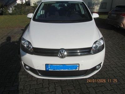 Weiß Gebraucht 2009 VW Golf Plus Cross Comfortline Van / Kleinbus | 6.700 € (Guter Preis)