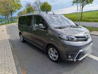 Usata Toyota Proace 177 CV (130 kW) 2016 Grigio Monovolume