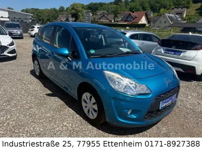 Gebraucht Citroën C3 Tendance 73 PS (53 kW) 2010 Blau Limousine