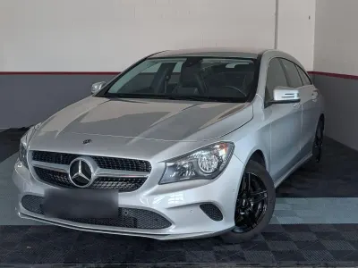 Gebraucht Mercedes CLA200 Shooting Brake 136 PS (100 kW) 2018 Silber Kombi