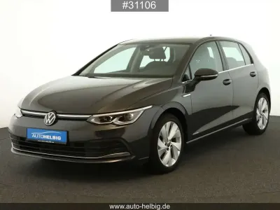 Usata VW Golf VIII Style 131 CV (96 kW) 2024 Grigio Berlina