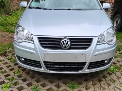 Gebraucht VW Polo United 60 PS (44 kW) 2009 Silber Kleinwagen