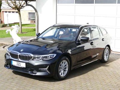 gebraucht BMW 320 i Touring Luxury * Panoramadach+el.AHK+LED+Live !