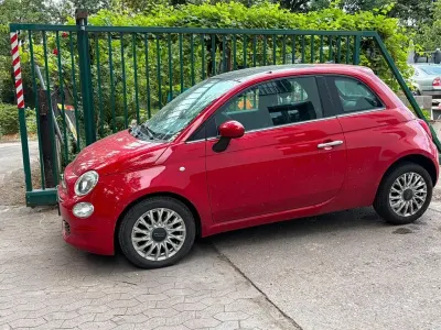 Gebraucht Fiat 500 Lounge 69 PS (50 kW) 2019 Rot