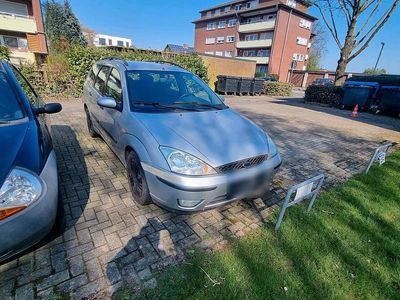 Gebraucht Ford Focus 115 PS (84 kW) 2004 Silber Kombi