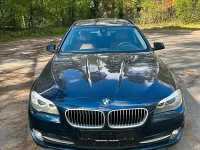 Gebraucht BMW 520 184 PS (135 kW) 2012 Blau Kombi