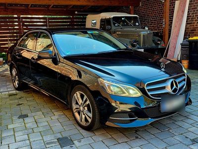 Gebraucht Mercedes E250 Avantgarde 204 PS (150 kW) 2014 Schwarz Limousine