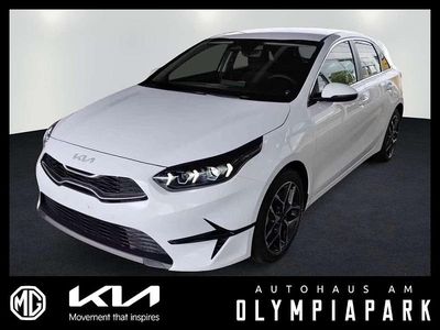 Neu Kia Ceed Spirit 140 PS (102 kW) 2025 (wd) cararraweiss Kleinwagen