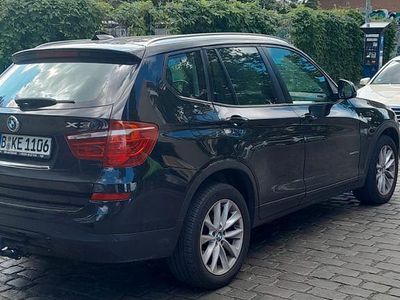 Schwarz Gebraucht 2015 BMW X3 Sport Line SUV | 15.200 € (Fairer Preis)