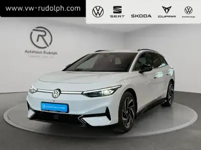 Gebraucht VW ID.7 Pro 210 kW (286 PS) 2025 Gletscherweiß metallic Kombi