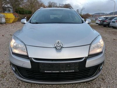 Silber Gebraucht 2012 Renault Mégane GrandTour Expression Kombi | 2.300 € (Guter Preis)