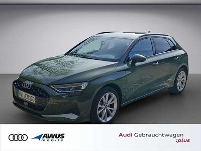 Gebraucht Audi A3 Advanced Plus 116 PS (85 kW) 2025 Distriktgrün metallic Limousine