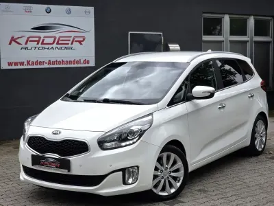 Gebraucht Kia Carens DREAM-TEAM Edition 141 PS (103 kW) 2015 Weiß Van / Kleinbus