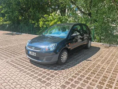 Gebraucht Ford Fiesta 80 PS (58 kW) 2006 Blau Kleinwagen