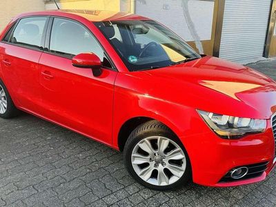 Gebraucht Audi A1 86 PS (63 kW) 2013 Misanorot perleffekt Kleinwagen