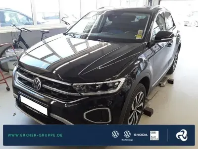 Gebraucht VW T-Roc Style 150 PS (110 kW) 2023 Deep black perleffekt SUV