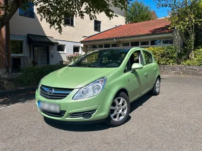 Gebraucht Opel Corsa 90 PS (66 kW) 2009 Grün Kleinwagen