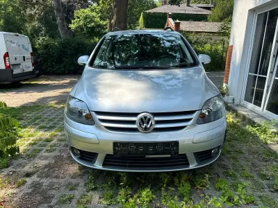 Gebraucht VW Golf Plus Highline 122 PS (89 kW) 2008 Silber Van / Kleinbus