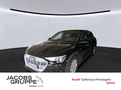 Używany Audi e-tron Comfort 300 kW (408 KM) 2023 Czarny SUV