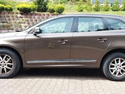 Gebraucht Volvo XC60 Summum 190 PS (139 kW) 2014 Braun SUV