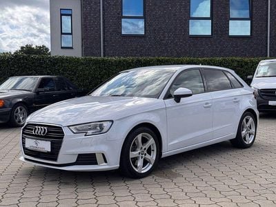 Weiß Gebraucht 2017 Audi A3 Sport Limousine | 15.490 € (Guter Preis)