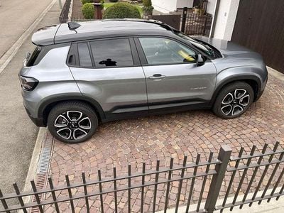Usado Jeep Avenger EV Summit 114 kW (156 HP) 2023 Cinzento SUV
