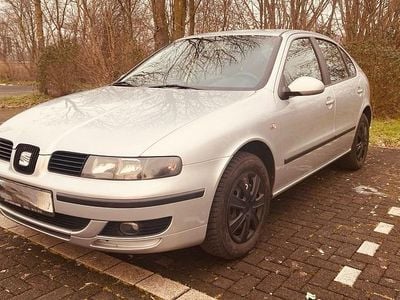 Silber Gebraucht 2003 Seat Leon Limousine | 1.650 € (Fairer Preis)
