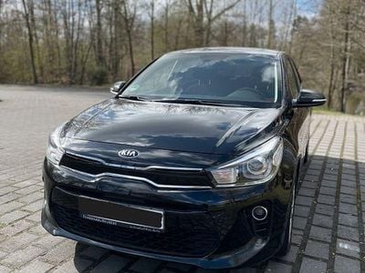 Second-hand Kia Rio DREAM-TEAM Edition 84 CP (61 kW) 2020 Negru Berlinǎ