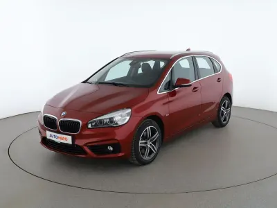 Używany BMW 220 Active Tourer Sport Line 192 KM (141 kW) 2017 Czerwony Minivan