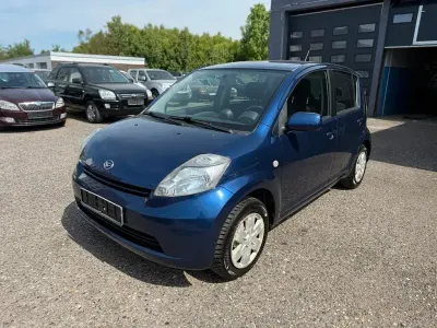 Gebraucht Daihatsu Sirion 87 PS (63 kW) 2007 Blau Kleinwagen