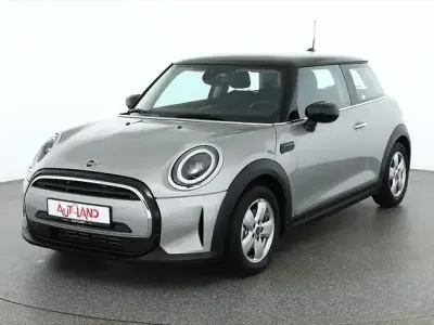 Occasion Mini Cooper Essential 136 PK (100 kW) 2023 Grijs Hatchback