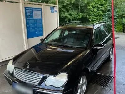 Gebraucht Mercedes C180 142 PS (104 kW) 2002 Schwarz Kombi