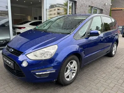 Gebraucht Ford S-MAX Business Edition 140 PS (102 kW) 2015 Blau Van / Kleinbus