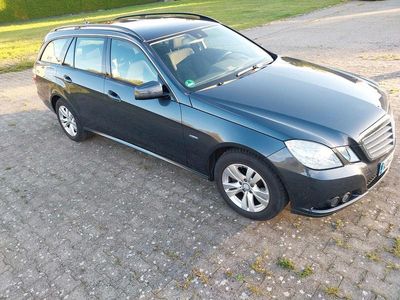 Mercedes E220