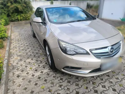 Gebraucht Opel Cascada Edition 165 PS (121 kW) 2015 Braun Cabrio