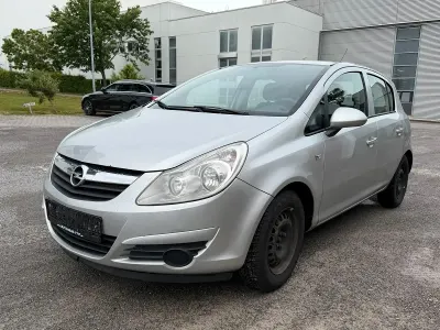Gebraucht Opel Corsa 80 PS (58 kW) 2009 Silber Kleinwagen