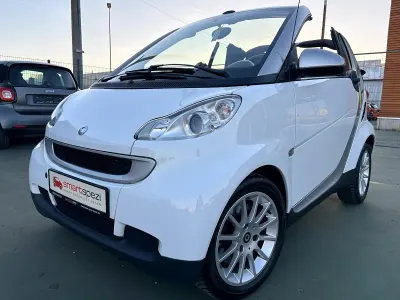 Gebraucht Smart ForTwo Cabrio 71 PS (52 kW) 2009 Weiß Cabrio