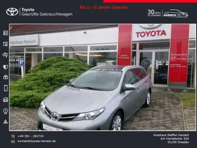 Gebraucht Toyota Auris Life+ 132 PS (97 kW) 2013 Titansilber mica metallic Kombi