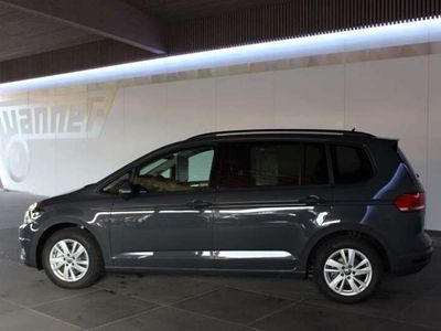 Delfingraumetallic Gebraucht 2024 VW Touran Comfortline Van / Kleinbus | 34.550 € (Fairer Preis)