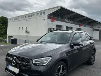 Gebraucht Mercedes GLC200 AMG line 163 PS (119 kW) 2021 SUV