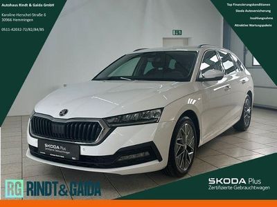 Weiss Gebraucht 2022 Skoda Octavia Tour Kombi | 21.699 € (Fairer Preis)