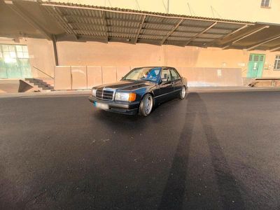 Second-hand Mercedes 190 118 CP (86 kW) 1989 Albastru Berlinǎ