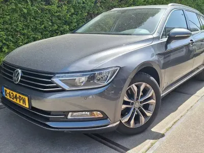 Gebraucht VW Passat Highline 120 PS (88 kW) 2017 Grau Kombi
