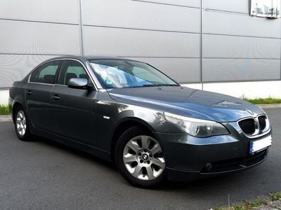 BMW 523