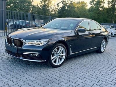 Gebraucht BMW 740 Performance 326 PS (239 kW) 2018 Grau Limousine