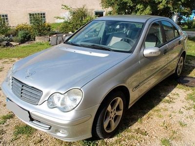 Mercedes C200