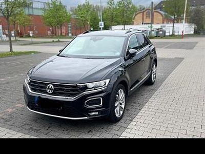 Second-hand VW T-Roc 150 CP (110 kW) 2020 Negru SUV