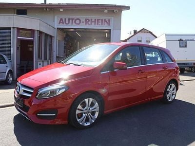 Usata Mercedes B180 Urban 122 CV (89 kW) 2017 Rosso Monovolume